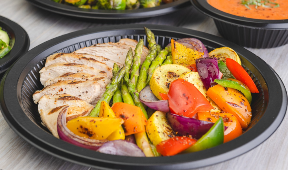 Como a Caixa Circular Degradável para Sushi lida com a umidade e a condensação do sushi recém-preparado?